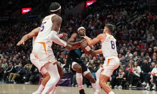 Blazers Can’t Hold Hot Start, Fall to Suns