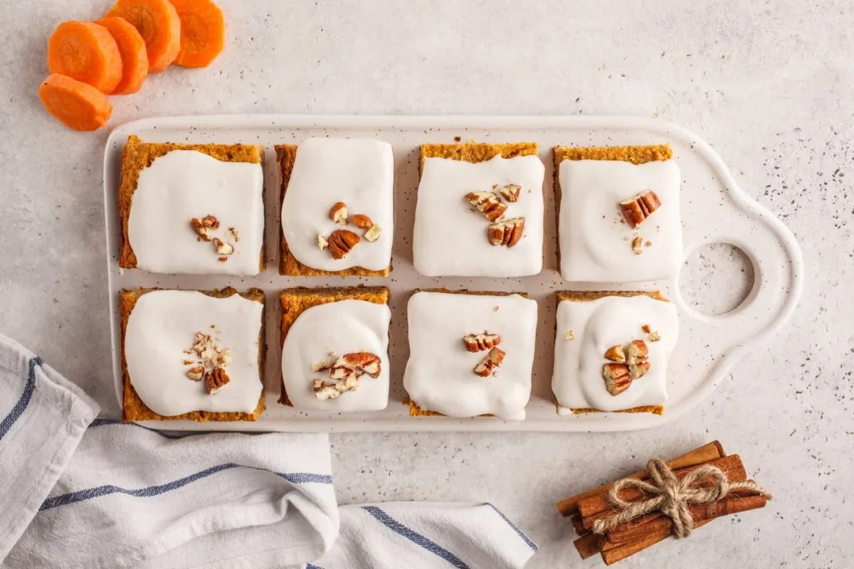 Bolo de cenoura: 7 receitas práticas com cobertura