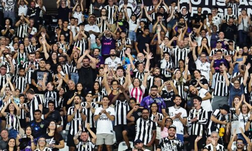 Botafogo x Fluminense: com carga dividida, torcida alvinegra foi 77% do público no Nilton Santos
