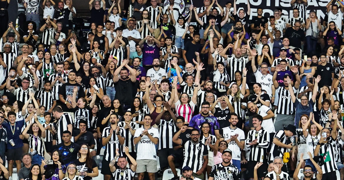 Botafogo x Fluminense: com carga dividida, torcida alvinegra foi 77% do público no Nilton Santos
