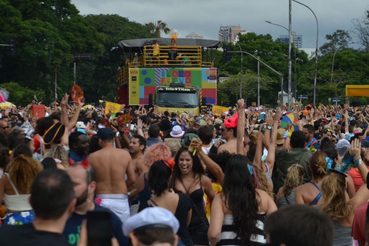 Brasil sofrerá com fortes tempestades nas 3 principais festas do país
