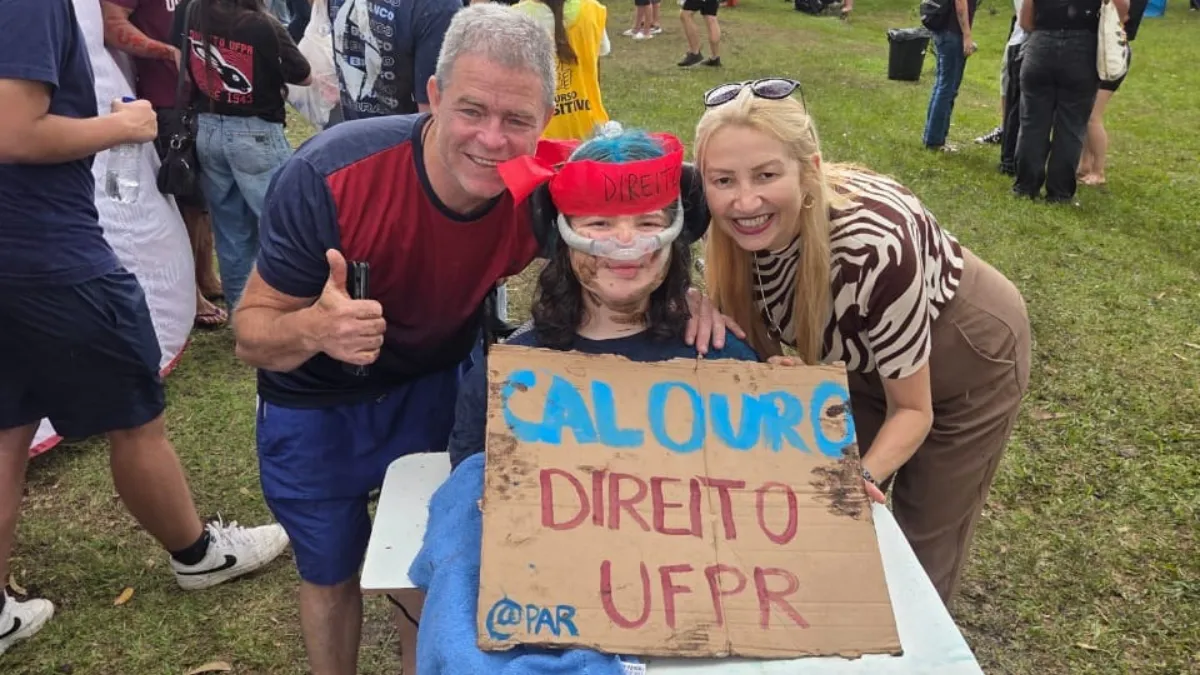 Calouro da UFPR com Duchenne mira política: “Conhecimento fez a diferença”