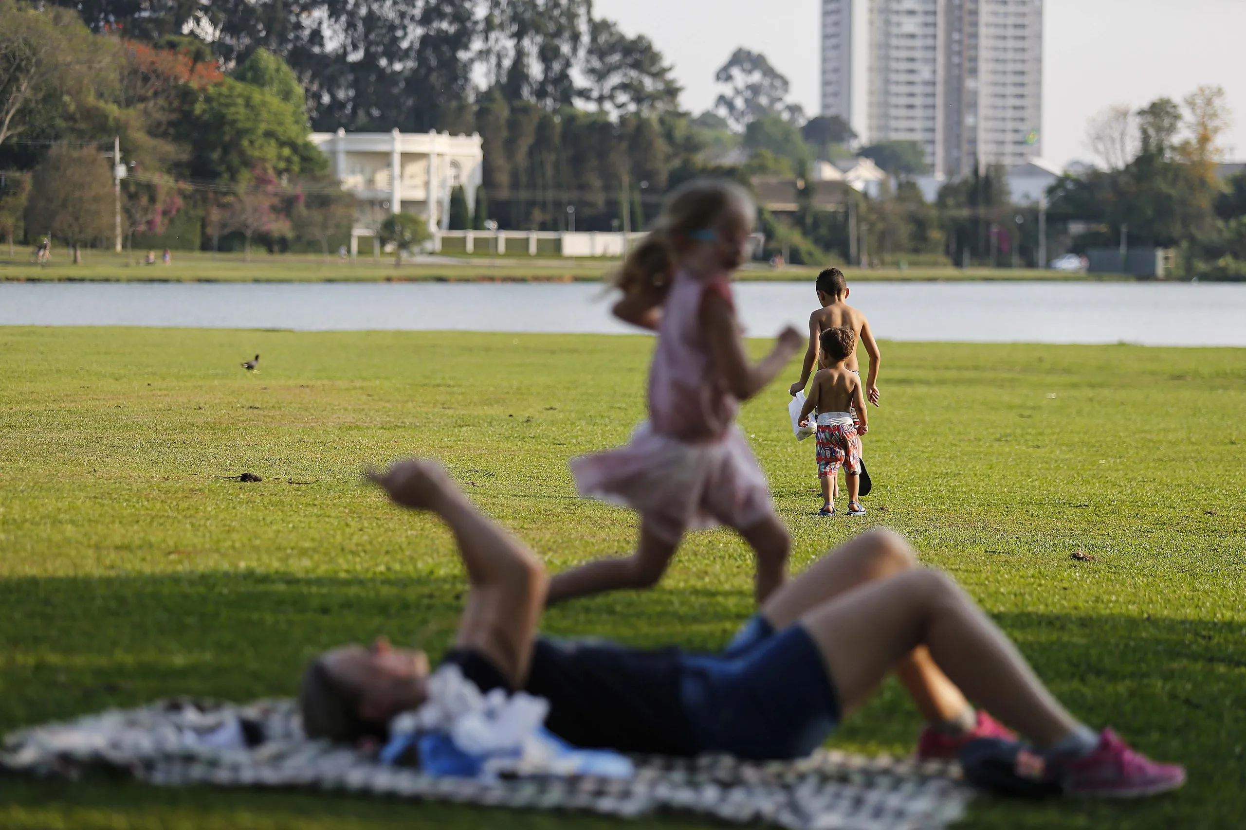 Cidade no Paraná registra 39,7°C e bate recorde em 2026