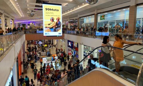 Confira horários de funcionamento do comércio e shoppings durante o carnaval