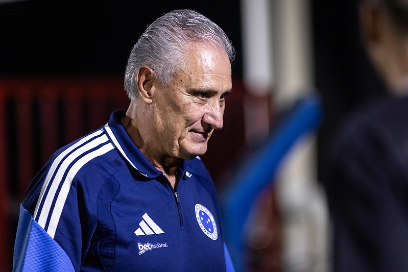Cruzeiro blinda Tite e fecha vestiário para superar pressão externa após pior início do técnico em clubes