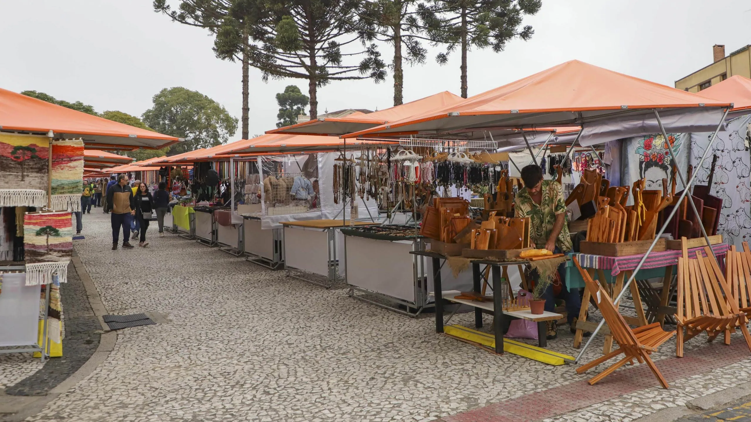 Curitiba oferece feiras de artesanato e orgânicas em diversos bairros
