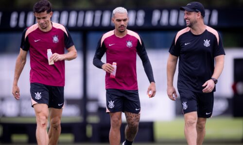 Escalação: Corinthians poupa trio de treino, mas terá força máxima