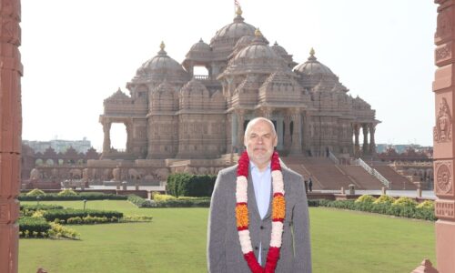 Estonia’s President Visits Swaminarayan Akshardham, Delhi, India