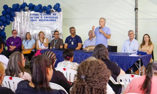 Famílias se preparam para mudança no Residencial Theo Aterino em Curitiba