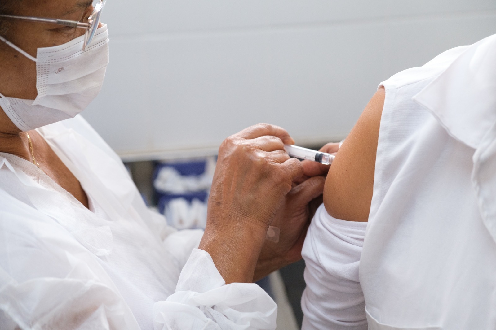 Governo de SP realiza Dia D de vacinação contra sarampo e febre amarela na Grande SP, Baixada Santista e Campinas