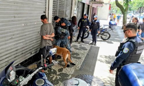 Guarda Municipal prende suspeitos de tráfico no Centro de Curitiba