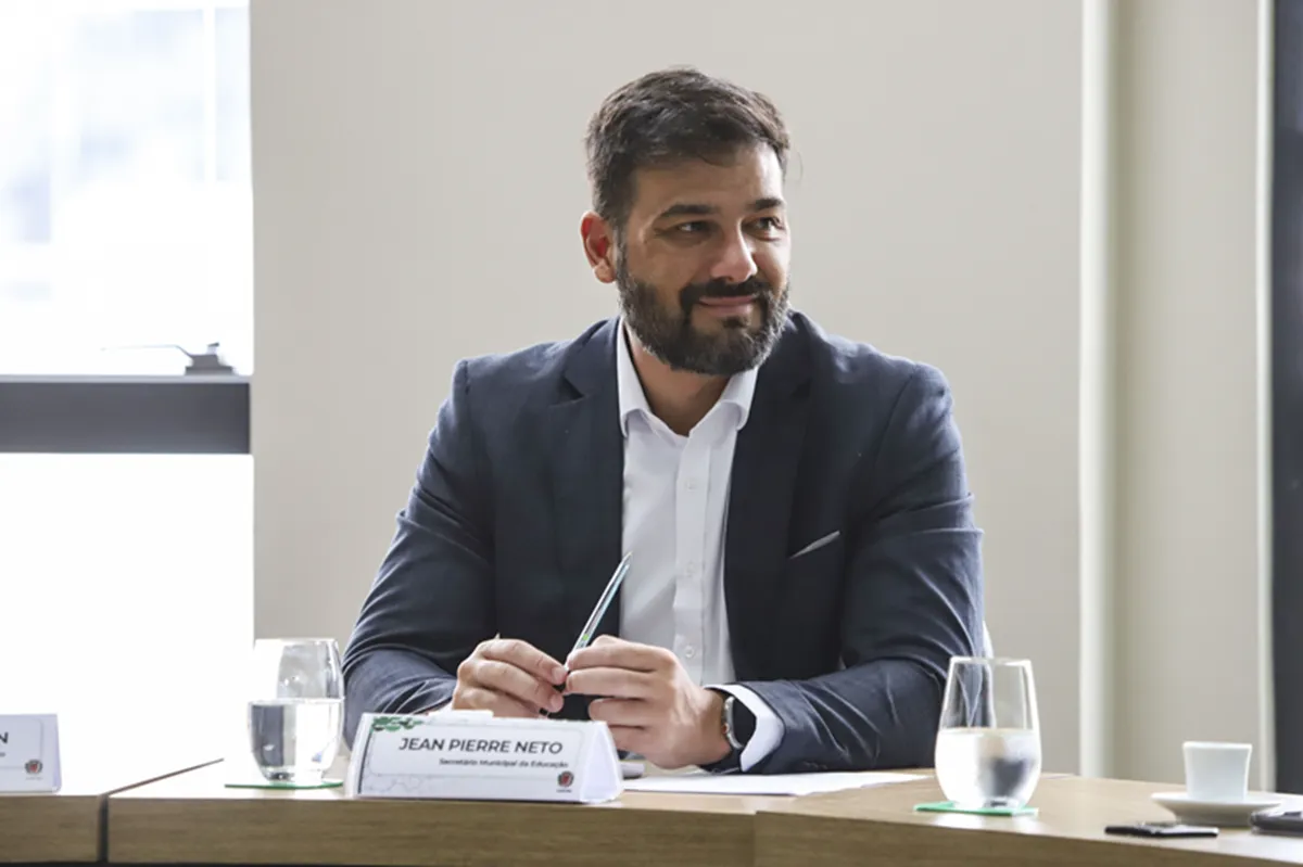 Jean Pierre Neto é exonerado da Secretaria de Educação de Curitiba