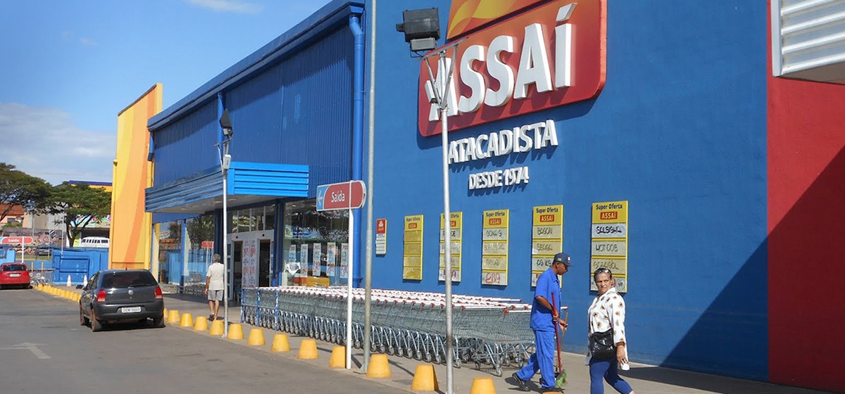 Lucro do Assaí despenca no 4º trimestre, impactado por baixa contábil | Empresas
