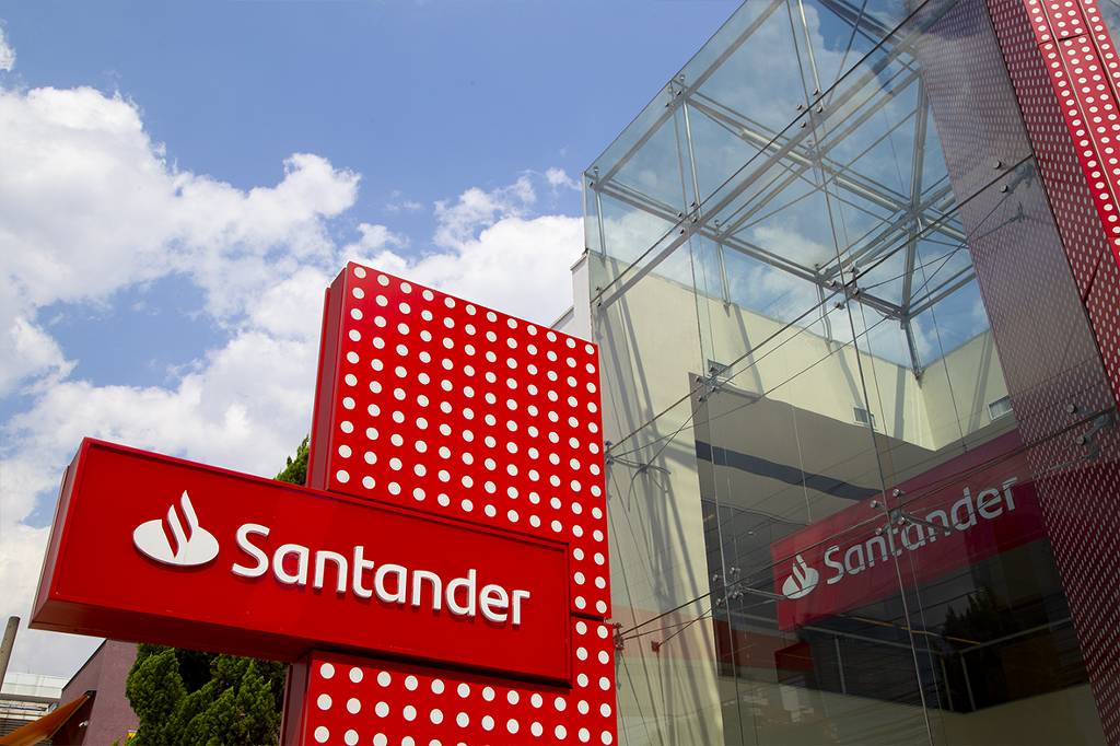 Lucro do Santander sobe 12,6% para R$ 15,6 bilhões em 2025 - 04/02/2026 - Economia