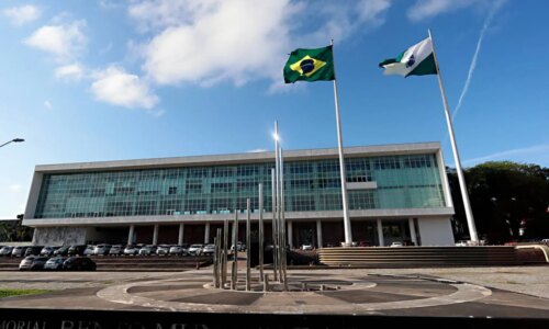 Moro lidera pesquisas no Paraná, mas grupo de Ratinho Jr. prepara contra-ataque