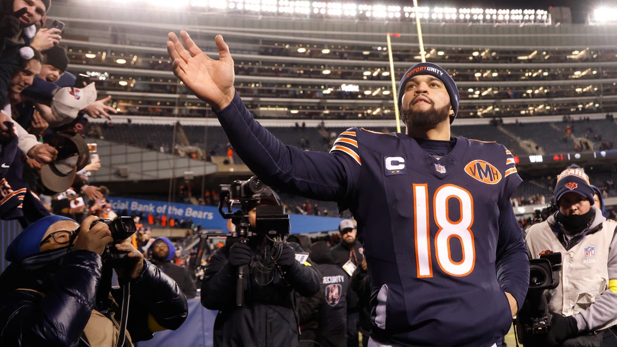 Myles Garrett hilariously trolled Micah Parsons about Caleb Williams