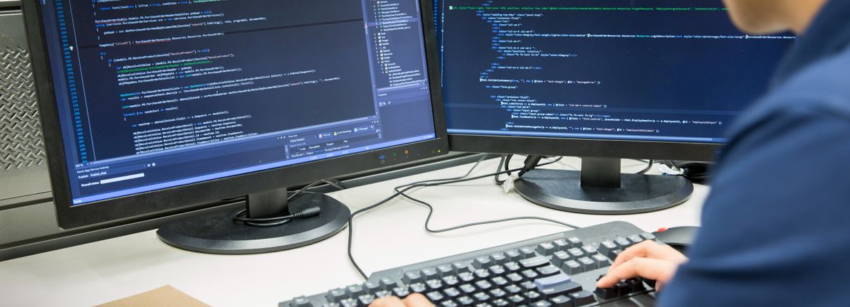 Nebius Group (NasdaqGS:NBIS) Valuation Check After Rebrand And Recent Share Price Pullback