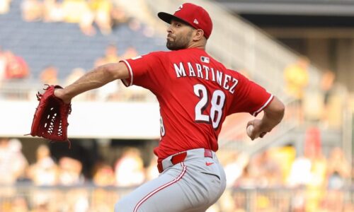 Nick Martinez, Rays agree to deal (source)