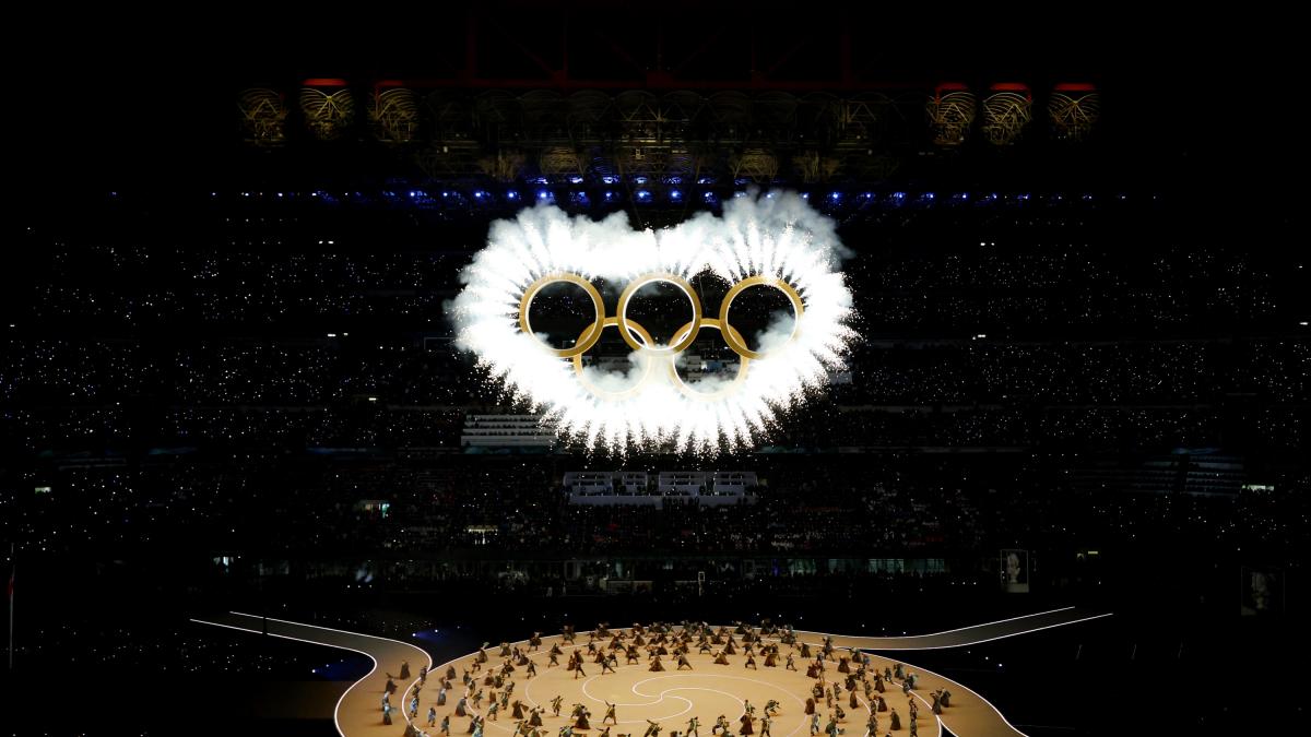 Olimpiadi, la cerimonia d’apertura LIVE di Milano Cortina