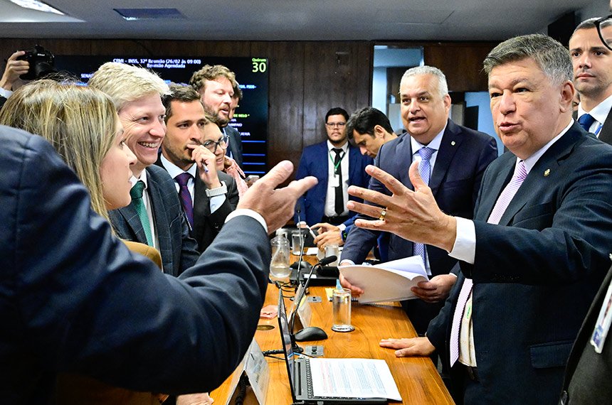 Paulo Camisotti depõe à tarde; dois depoentes faltam — Senado Notícias