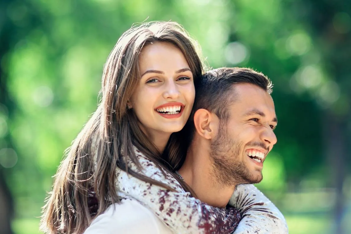 Por que o Dia dos Namorados no Brasil é em 12 de junho e no mundo em 14 de fevereiro?