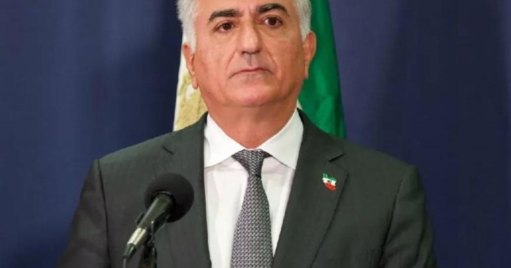 Prince Reza Pahlavi praises protesters in Nurabad, vows Iran will be taken back