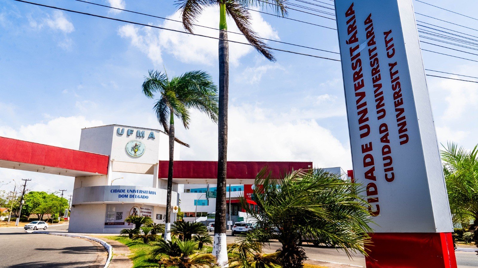 UFMA abre 32 vagas para professor substituto