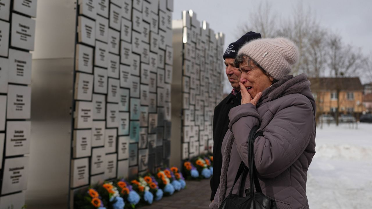 Ukrainian officials to meet Trump envoys for Russia talks