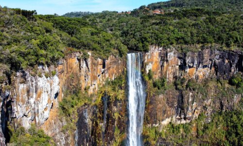 cachoeiras gigantes perto de Curitiba