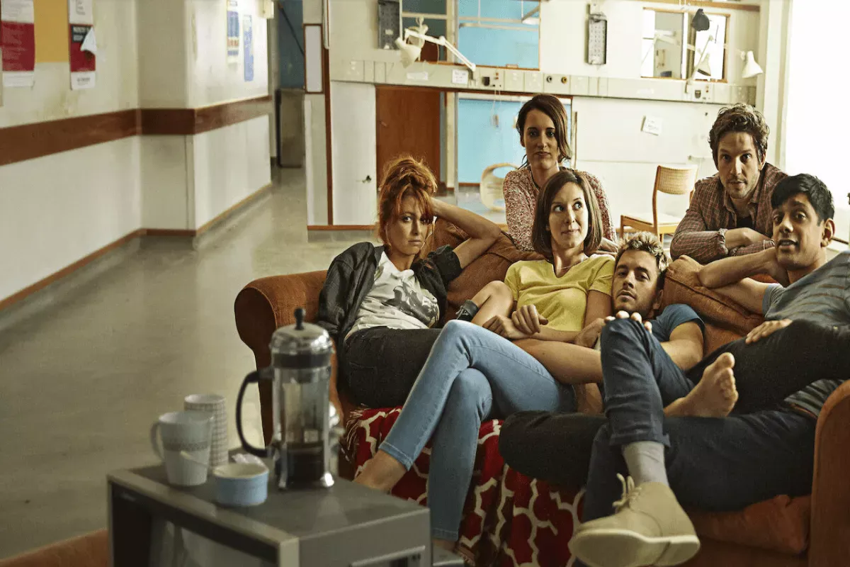 5 séries curtinhas para maratonar em março de 2026 