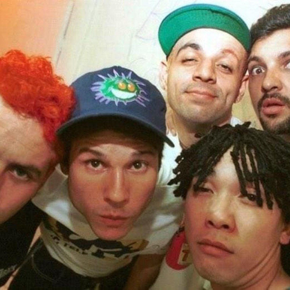 Além de ‘Pelados em Santos’ e ‘Vira-vira’: relembre hits dos Mamonas