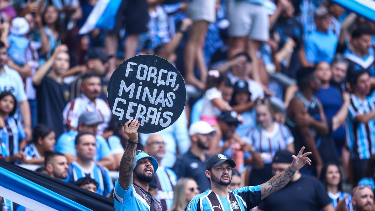 Alentaço solidário leva 5 mil torcedores à Arena antes do Gre-Nal 450