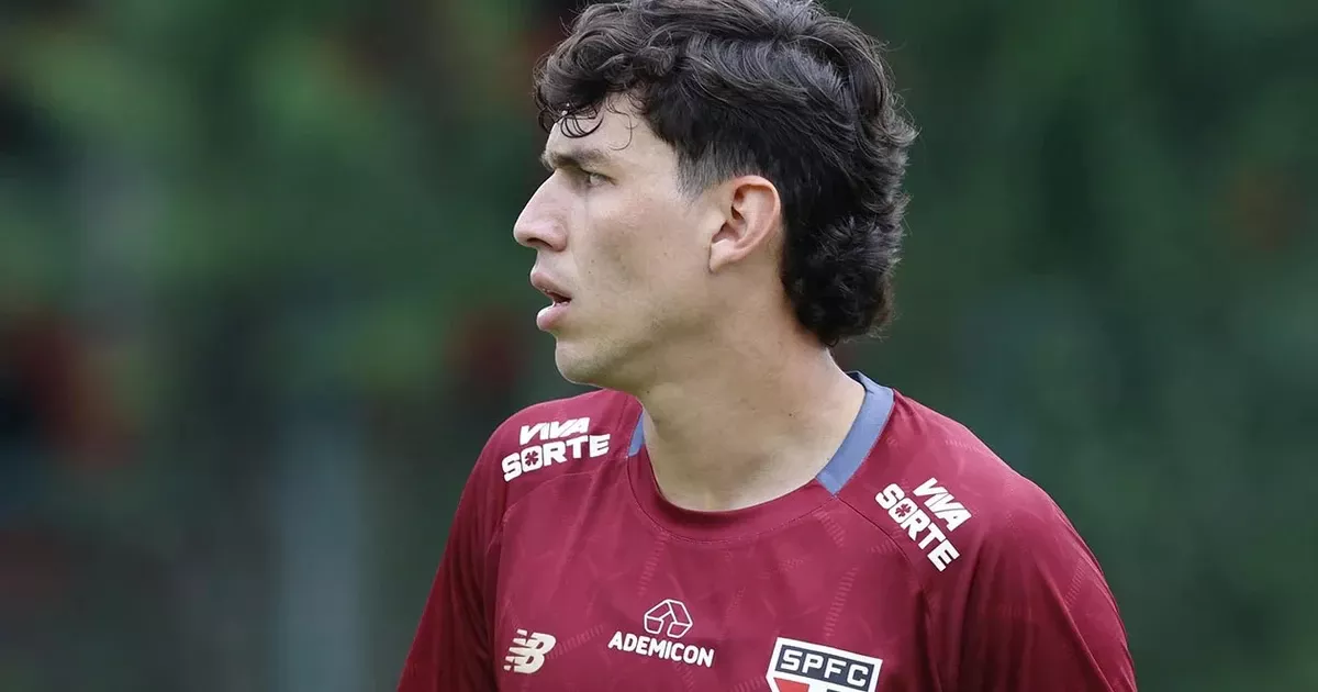 Botafogo encaminha contratação de Ferraresi, do São Paulo