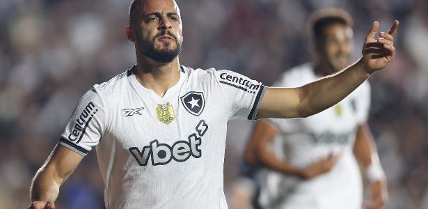 Condição do Botafogo dificulta Corinthians em negócio por Arthur Cabral