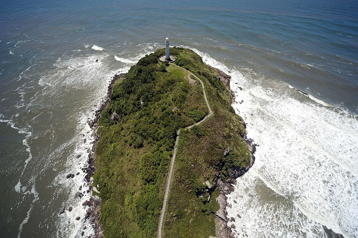 Festival na Ilha do Mel tem Victor Kley, Maneva, Maskavo e Lagum