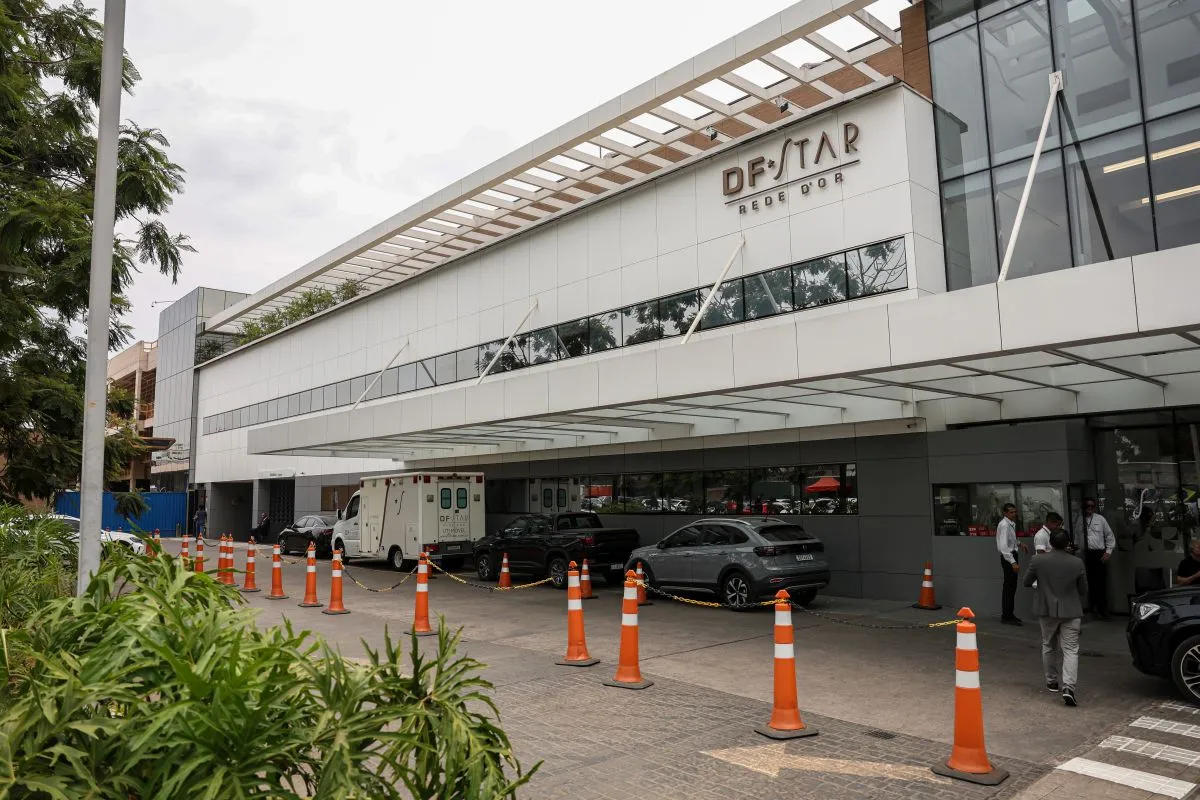 Internado na UTI, ex-presidente do Brasil corre risco de morrer