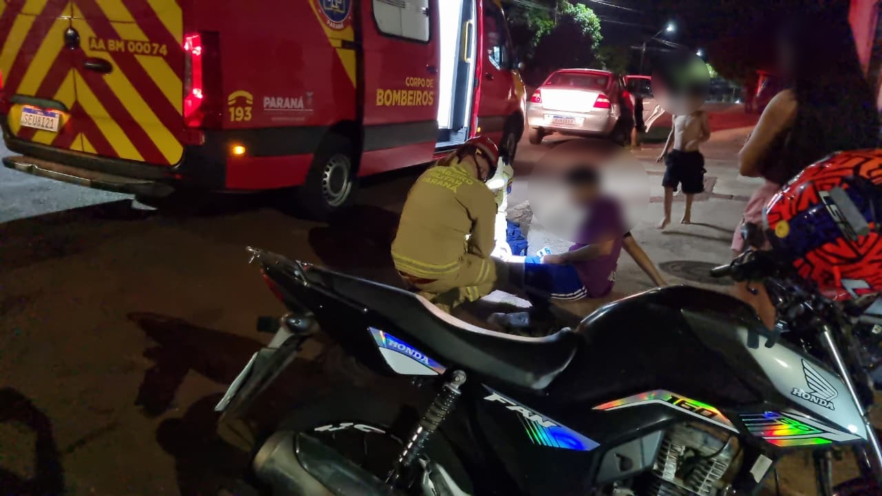 Jovem fica ferido após colisão de trânsito no Bairro Tarumã em Cascavel