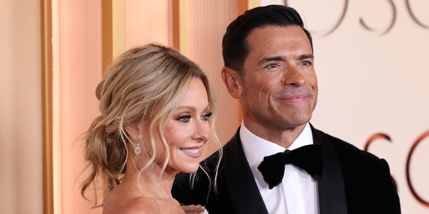 Kelly Ripa Dazzles in Gold for Oscars 2026 Date With Mark Consuelos