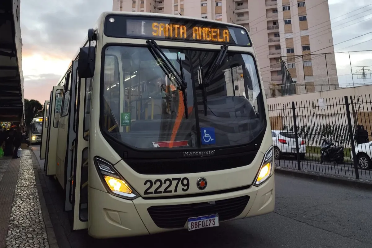 Linhas de ônibus de Curitiba e Campo Largo têm novos horários