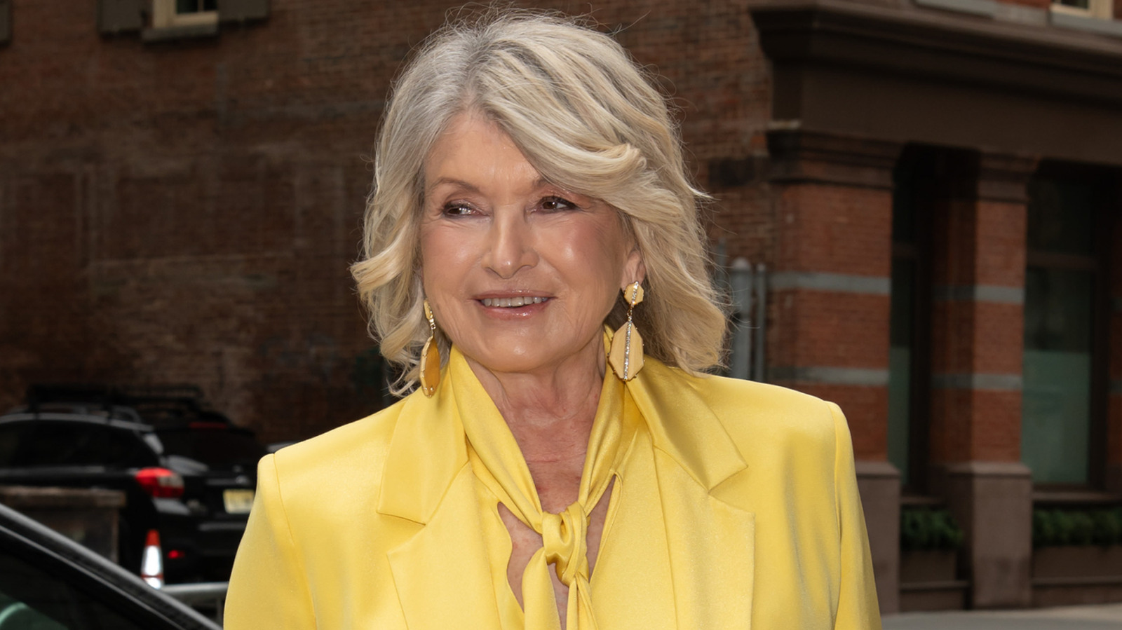Martha Stewart’s Lavish Life Is Jaw-Dropping