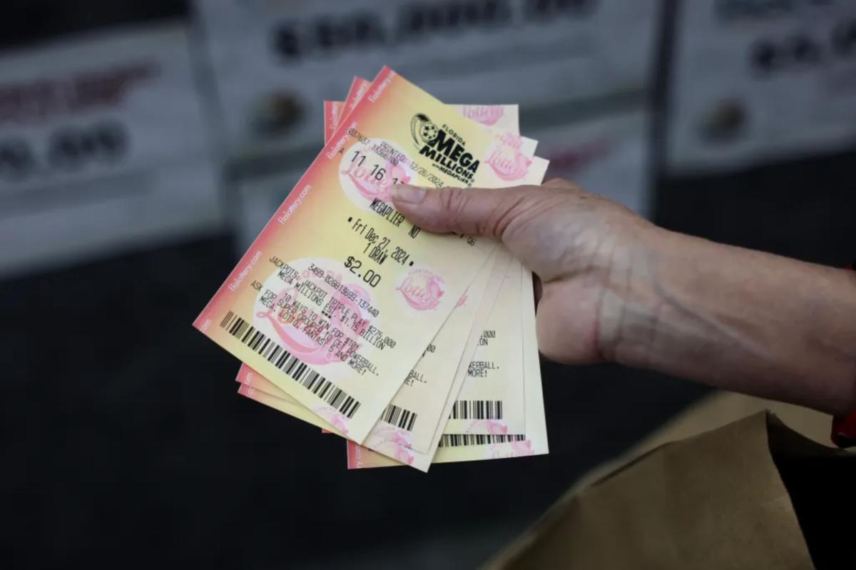 Mega Millions ticket holder wins $533M jackpot — first grand prize of 2026: Numbers, drawing, results