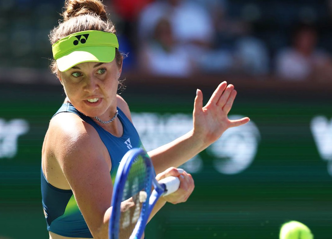 Noskova encerra grande sequência de Gibson e desafia Sabalenka na semi