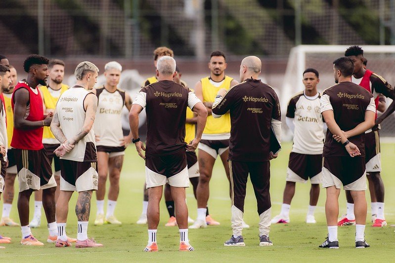 Primeiro dia indica que Flamengo ‘entregará chaves do CT’ para Jardim, como fez com Jorge Jesus