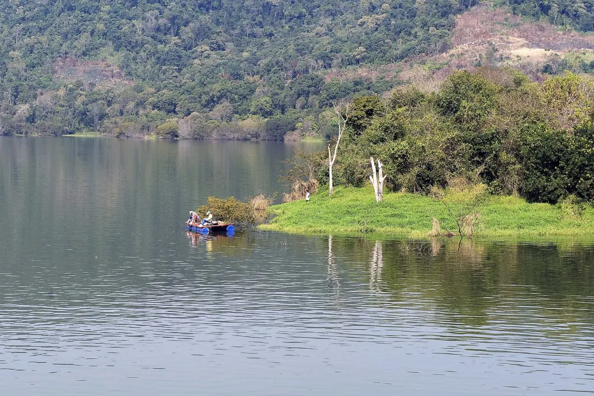TCE-PR recomenda cobrança de água para produtores rurais