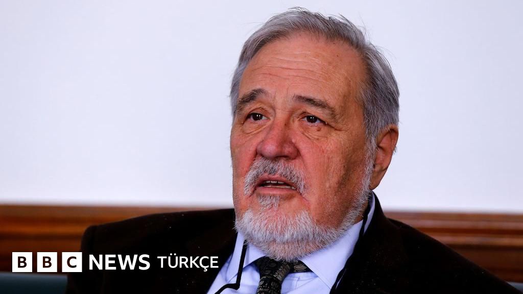 Tarihçi yazar İlber Ortaylı hayatını kaybetti