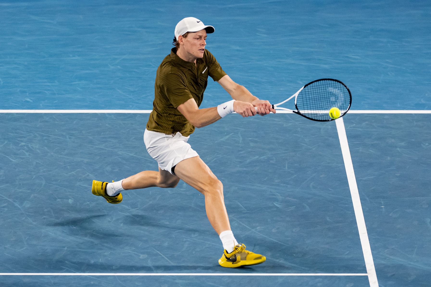 Tennis Best Bets Today: Miami Open semifinals — Fils vs. Lehecka, Zverev vs. Sinner picks and predictions