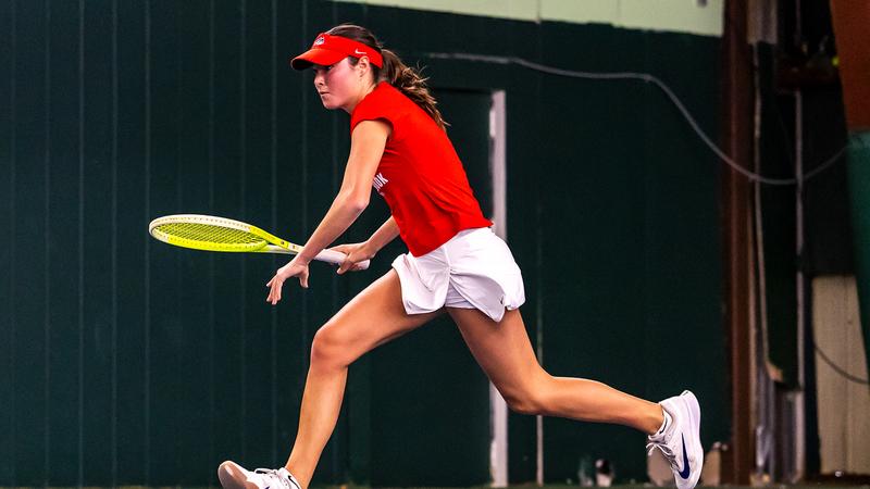 Tennis Drops Close Match to UNCW