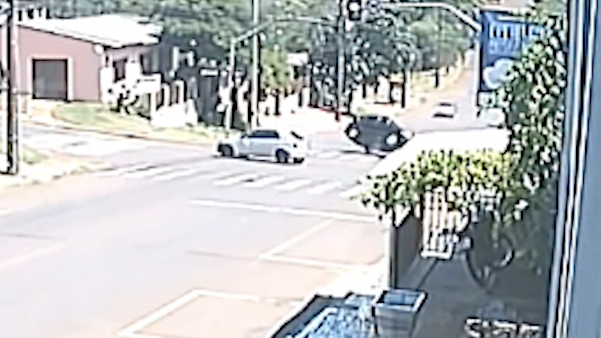 Veja momento em que SpaceFox capota após acidente com Celta