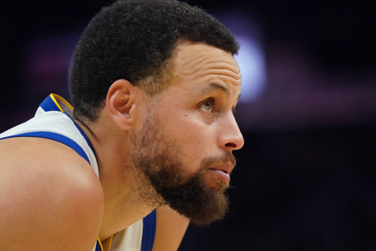Warriors Announce Disappointing Steph Curry News Before Mavericks Game