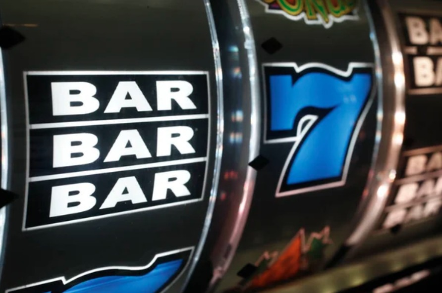 KLIX4D – Cliques Simples, Resultados Relevantes